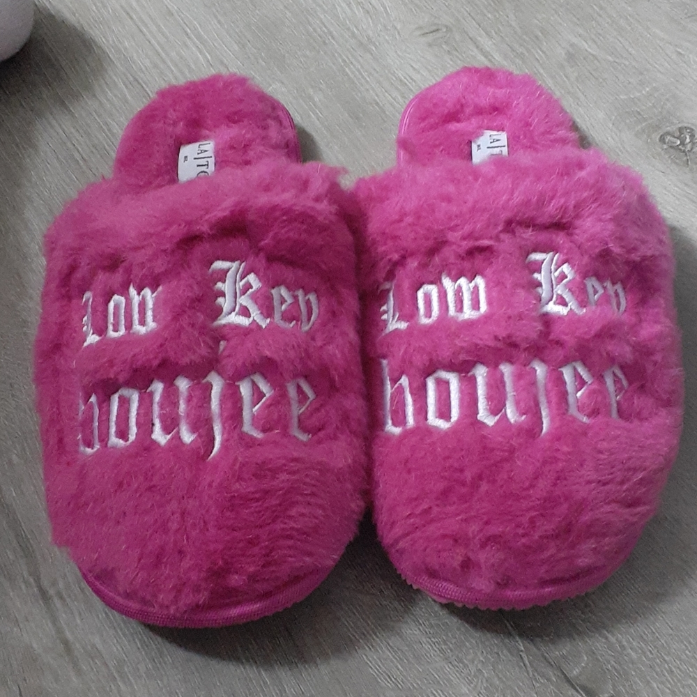 SLIPPERS